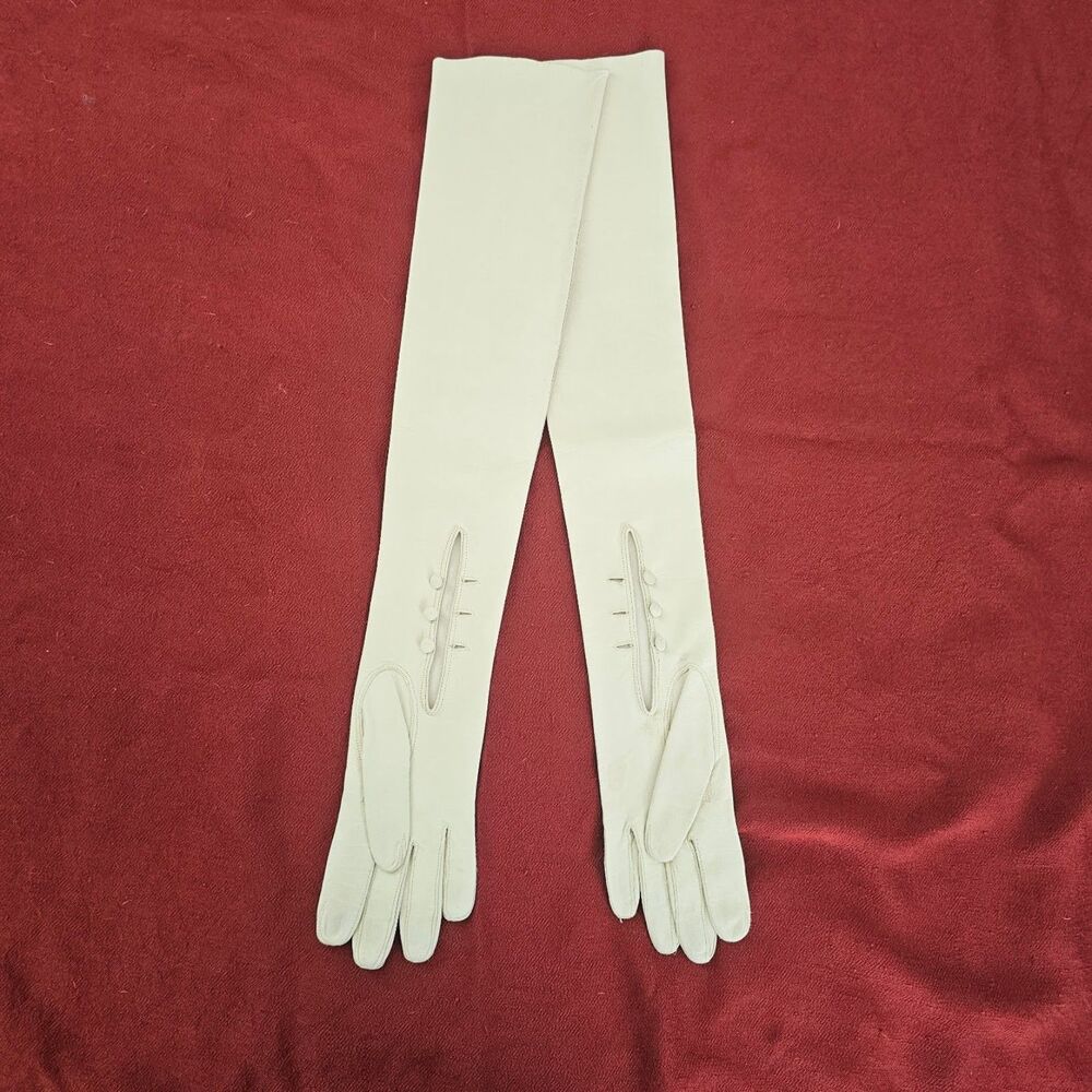 Vintage 80s LaCrasia Pristine White Leather 23 Inch Opera Gloves Made in Italy